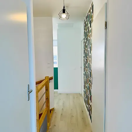 Modern Duplex- Disneyland Paris